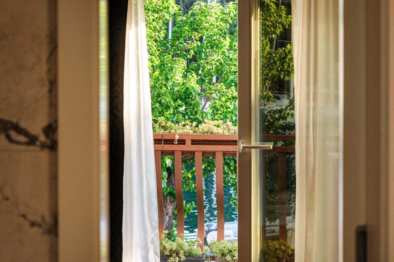 Wine Garden Rooms สกราดิน ภายนอก รูปภาพ